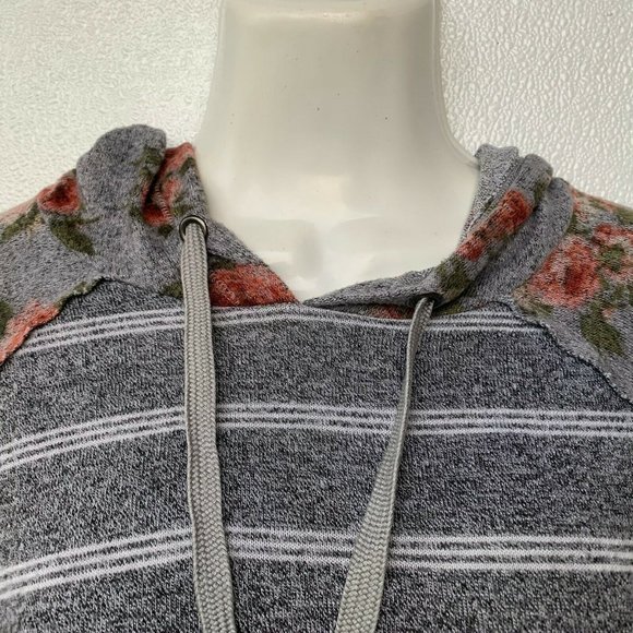 Jolt Size Medium Light Weight Sweater Long Sleeve - Picture 3 of 7